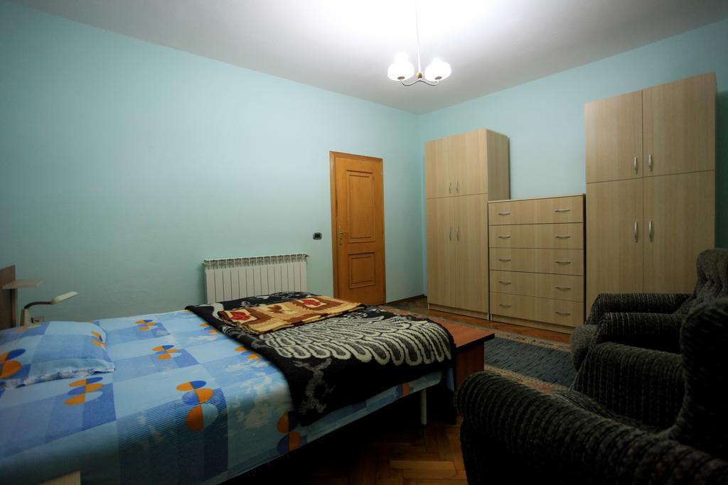 The Wanderers Hostel Shkodër Quarto foto